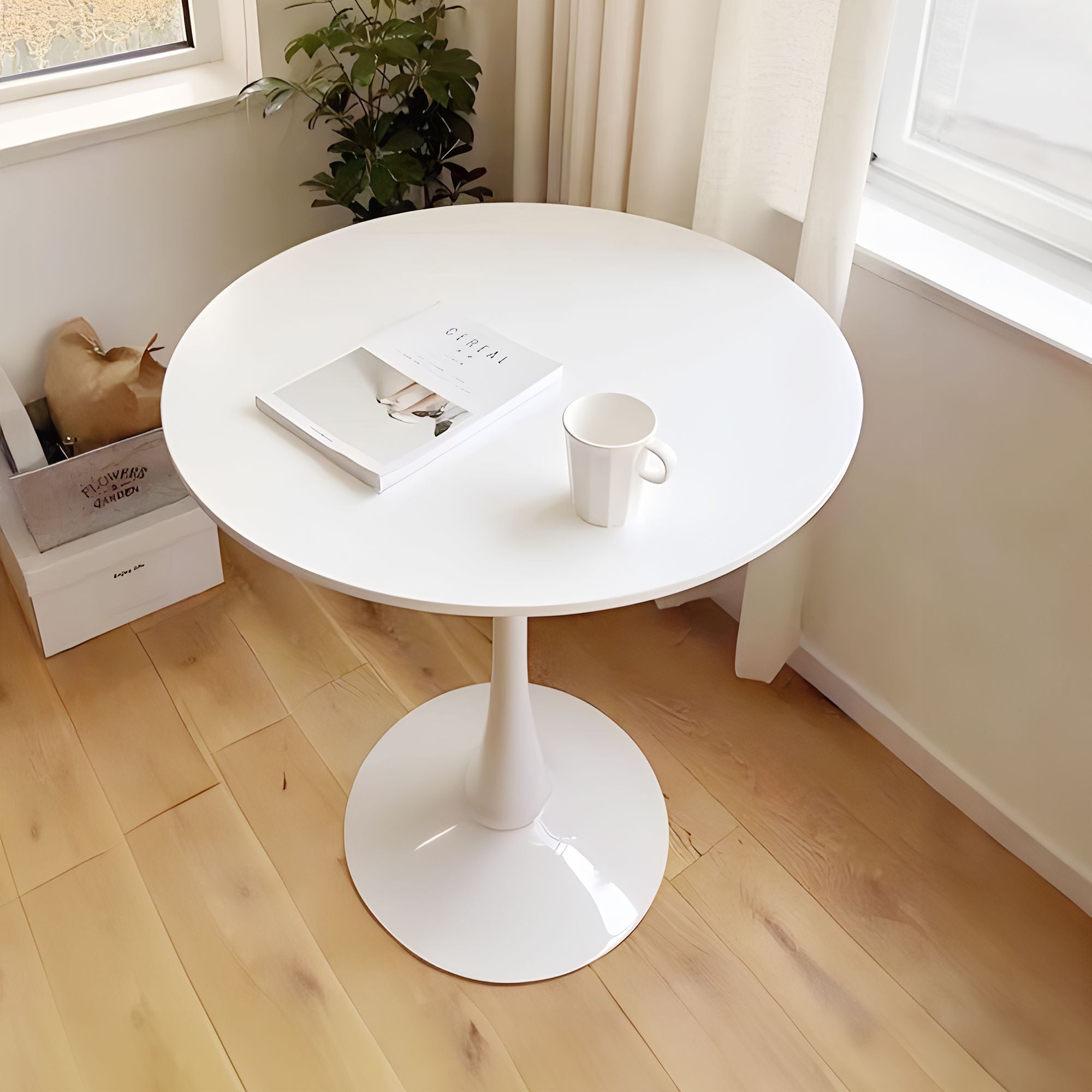 31.5" White Round Dining Table, Tulip Table Kitchen Dining Table 2-4 People with MDF Table Top & Pedestal Base, Mid-Century End Table Leisure Coffee Table Office Living Room Table